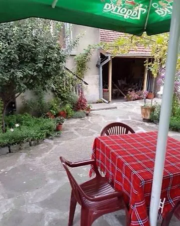 къща чалъкови Apartamento *